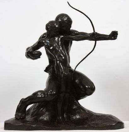 null GROUPE EN BRONZE "ARCHER ET SON FILS OU LA LECON" DE AMADEO GENARELLI (1881-1943)

Bronze...