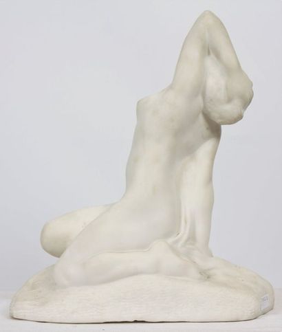 null MARBRE STATUAIRE "FEMME ALANGUIE" DE AMADEO GENARELLI (1881-1943)

En marbre...