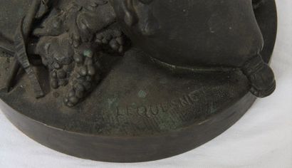null BRONZE "FAUNE A LA FLUTE" DE EUGENE LOUIS LEQUESNE (1815-1887)

Bronze patiné...