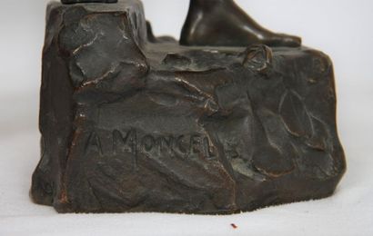 null BRONZE "PORTEUSE AUX PANIERS" DE ALPHONSE MONCEL (1866-1930) 

Bronze patiné...
