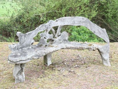 null BANC EN RACINE DE BOIS MASSIF

Etat d'usage.

Epoque XXème siècle

H : 98; L...