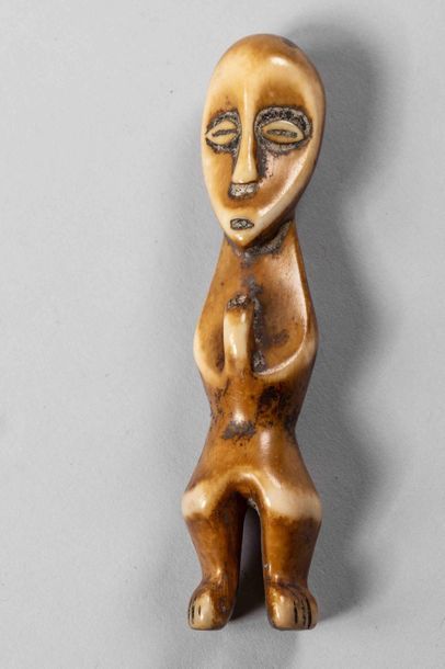 null Figurine. Ivoire. LEGA - ex Congo belge avant 1940				

H : 11 cm