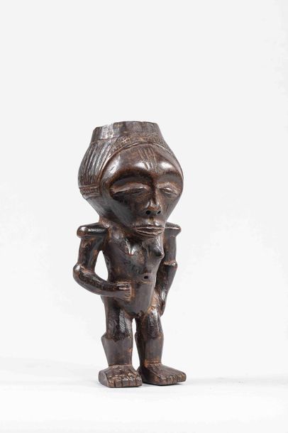 null Coupe. Bois. PENDE - ex Congo belge avant 1960					

H : 22 cm