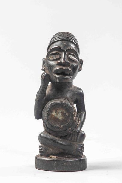 null Fétiche. Bois BAKONGO - ex Congo belge avant 1960					

H : 22 cm