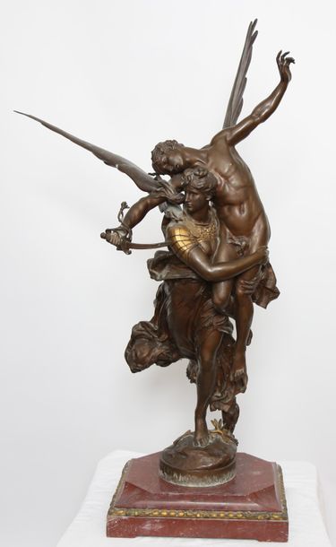 null IMPORTANT GROUPE EN BRONZE "GLORIA VICTIS" DE ANTONIN MERCIE (1845-1916)

Bronze...