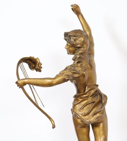 null IMPORTANT BRONZE DORE "NAIADE A LA LYRE" DE MARCEL DEBUT (1865-1934)

En bronze...