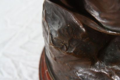 null BRONZE "PSYCHE" DE EUGENE MARIOTON (1854-1933)

Bronze à patine brune représentant...