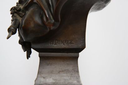null BRONZE "CHLOE" DE HENRI-ETIENNE DUMAIGE (1830-1888)

En bronze patiné, reposant...
