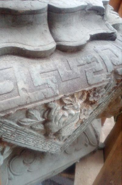 null PAIRE DE BASES DE COLONNES EN PIERRE SCULPTEE CHINE
En pierre sculptée à décor...