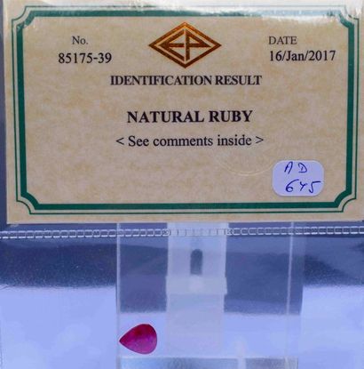 null Sous certificat un rubis Poire NATUREL de belle couleur probablement Birman...