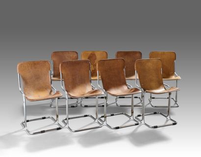  Selection Charlotte PERRIAND for Les Arcs
Suite of 8 chairs in chromed metal and... Gazette Drouot
