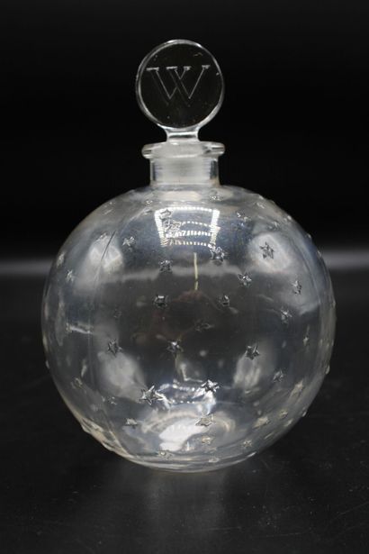null LALIQUE France. Meeting of two bottles of perfume signed Lalique france: "In...
