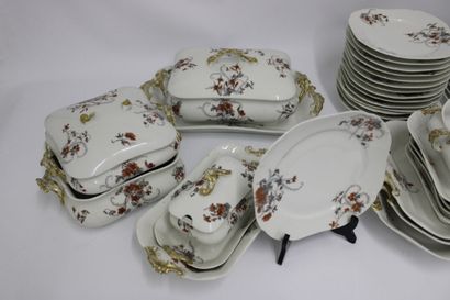 null WG & Co Limoges. Porcelain service, 66 pieces, with flowers decoration including:...