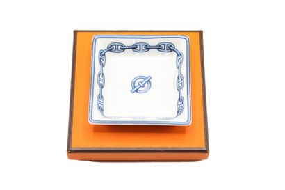 null HERMES. Ashtray with anchor chain motif in porcelain and leather underside....