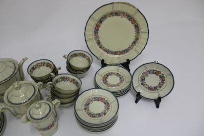 null BERNARDAUD in Limoges. Porcelain service, 40 pieces, with decoration of flowers,...