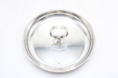 null HERMES. Hors d'oeuvre dish in silver plated metal, signed. Height: 7cm, diameter:...