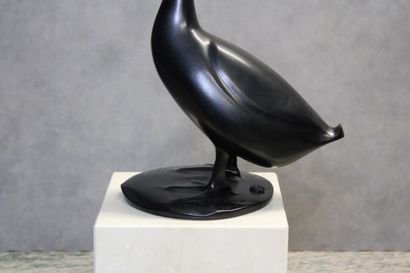 null François POMPON (1855-1933) (after)
Duck. Proof in bronze with black patina...