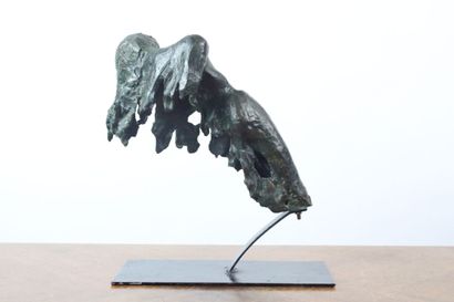 null Contemporary school. Falling woman, bronze sculpture, signed on the body. Dimensions...