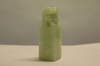 null ASIA. Stamp in jade. Height: 8.2cm.