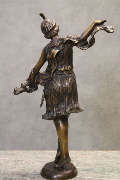 null ARMAND GODARD ( XIX-XX )
The Turkish dancer, bronze print with brown patina,...