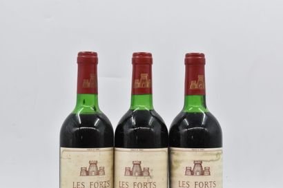null 3 bottles Les Forts de Latour 1976. Appellation Pauillac. 
Level: -2.5 and -3...