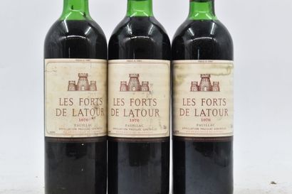 null 3 bottles Les Forts de Latour 1976. Appellation Pauillac. 
Level: -2.5 and -3...
