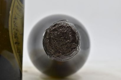 null 2 bottles of DOM PERIGNON champagne. Vintage 1978. Moët & Chandon
Level : -0.5...