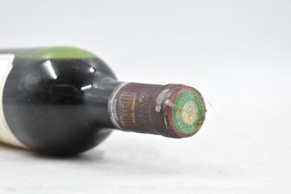 null 1 bottle of CHATEAU-MARGAUX 1955 Margaux. 
Stained label. 
Level : 5 cm under...