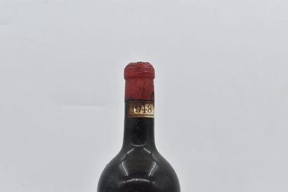 null 1 bottle of Château de Phelan-Segur 1948. 
Level: -6 cm under the cap. 

Provenance:...