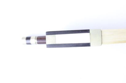 null A german violin bow signed "E.W. Zurnel", round pernambuco stick mounted nickel...