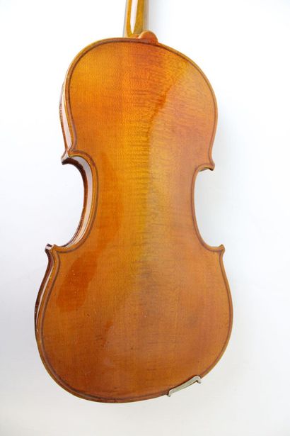 null Anonymous 3/4 violin, Eastern Europe, made in the middle of the 20th century....