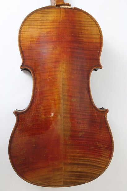 null Revered 4/4 violin bearing an apocryphal label of Fagnola. Neck fractured, a...