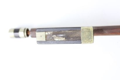 null Exotic wood alto bow by Francois Bazin, mounted nickel silver. 67gr without...