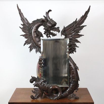  Gabriel VIARDOT (1830-1906) (Dans le goût de)
Miroir entouré d'un dragon sculpté... Gazette Drouot