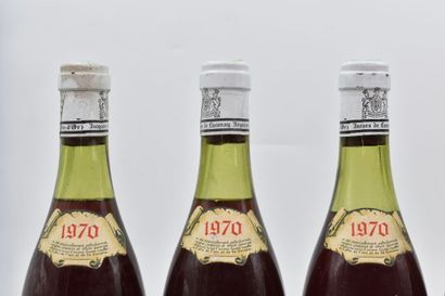 null 6 bottles of COTE DE BEAUNE VILLAGES 1970 Jacques de Lucenay. 
Levels : 3,5...