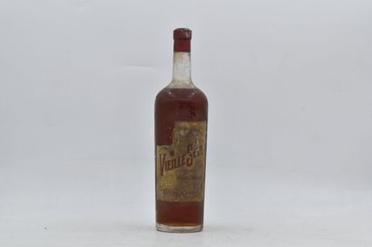 null 1 bottle 1L "Vieille Sève", Michel Chaussard Distiller in Gannat.
Level -6 cm...