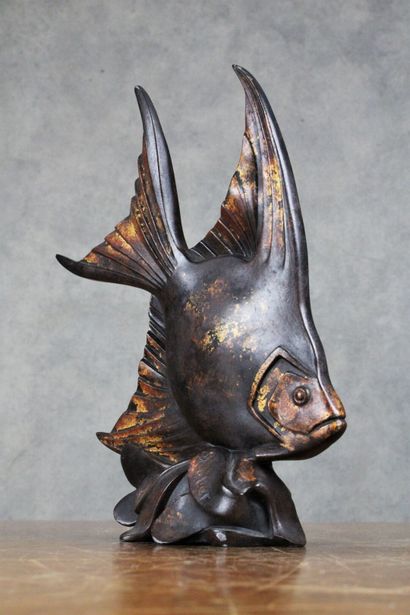 null SCALAR (XXth century)
Fish, bronze with brown and gilded patina, signed at the...