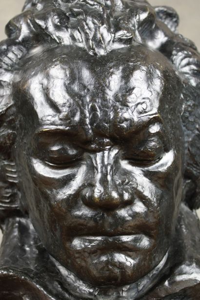 null Léon MOURADOFF (1893-1980)
Ludwig van Beethoven, bronze à patine noire, fonte...