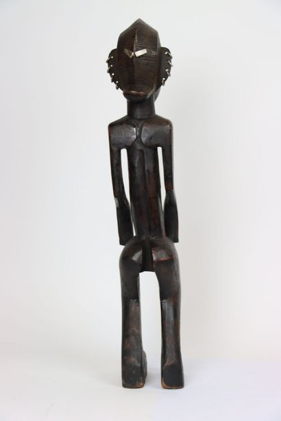 null AFRIQUE, probablement Mali. Statue féminine Dogon, associée au culte des ancêtres...