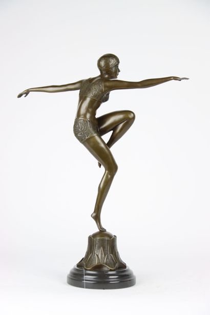 null PREISS Ferdinand (1882-1943), d'après, Danseuse des années folles, sculpture...