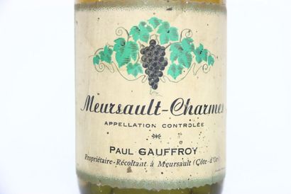 null 1 bouteille de MEURSAULT 1ER CRU CHARMES blanc1976, PAUL GAUFFROY. Niveau :...