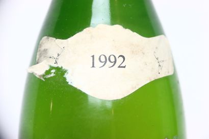 null 1 bouteille de BÂTARD-MONTRACHET blanc 1992, LOUIS LEQUIN. Étiquette abîmée...