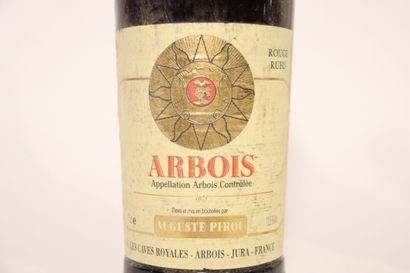 null 2 bottles of red ARBOIS 2008, MONTBIEF.
1 bottle of red ARBOIS 1993, AUGUSTE...