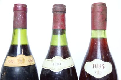 null 1 bouteille d'ALOXE-CORTON rouge 1986, HONORÉ LAVIGNE.	
1 bouteille de CÔTE-DE-BEAUNE-VILLAGES...