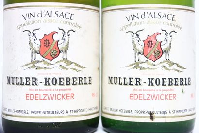 null 2 bouteilles (98cl) de VIN D'ALSACE EDELZWICKER NM, MULLER-KOEBERLE. 
