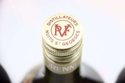 null 3 bottles (70cl) of EAU-DE-VIE DE VIN DE BOURGOGNE V.S.O.P, VÉDRENNE. 

