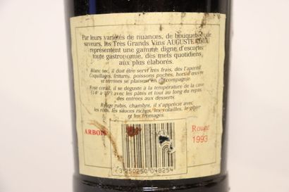 null 2 bouteilles d'ARBOIS rouge 2008, MONTBIEF.
1 bouteille d'ARBOIS rouge 1993,...