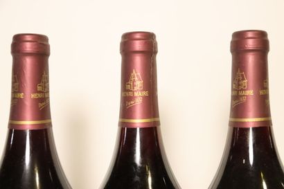 null 5 bouteilles d' ARBOIS rouge 2004, HENRI MAIRE.

