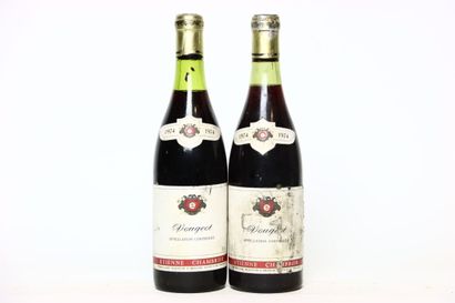 null 2 bottles of red VOUGEOT 1974, ETIENNE CHAMBRIER.
