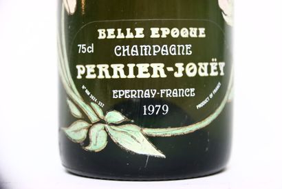 null 1 bouteille de CHAMPAGNE "BELLE ÉPOQUE" blanc 1979, PERRIER-JOUËT. 
